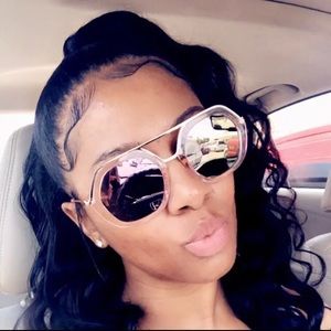 Meet your Posher, Nekeisha